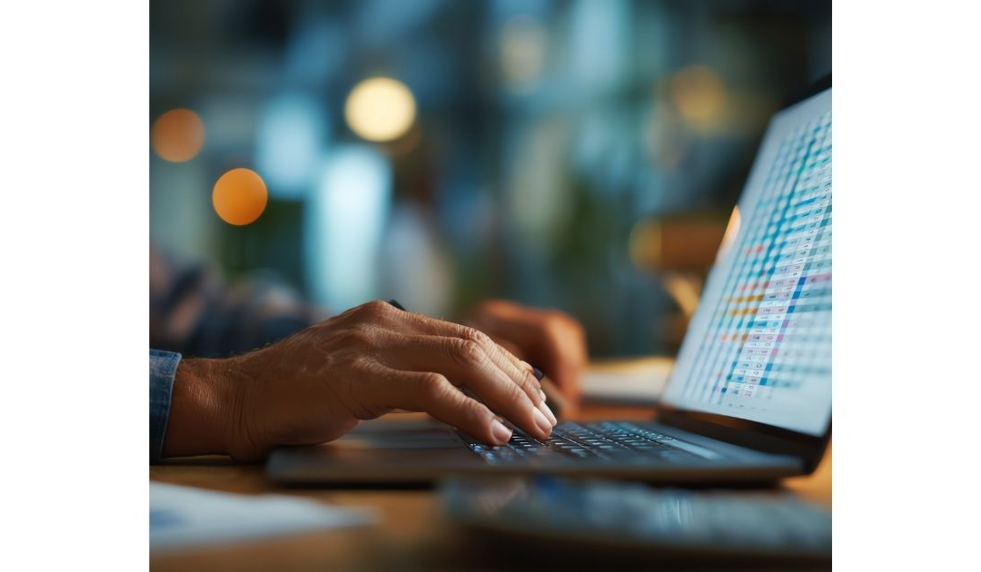 Outsourced Accounting vs. In-House Bookkeeper: What’s Actually Worth the Cost for Your Small Business?