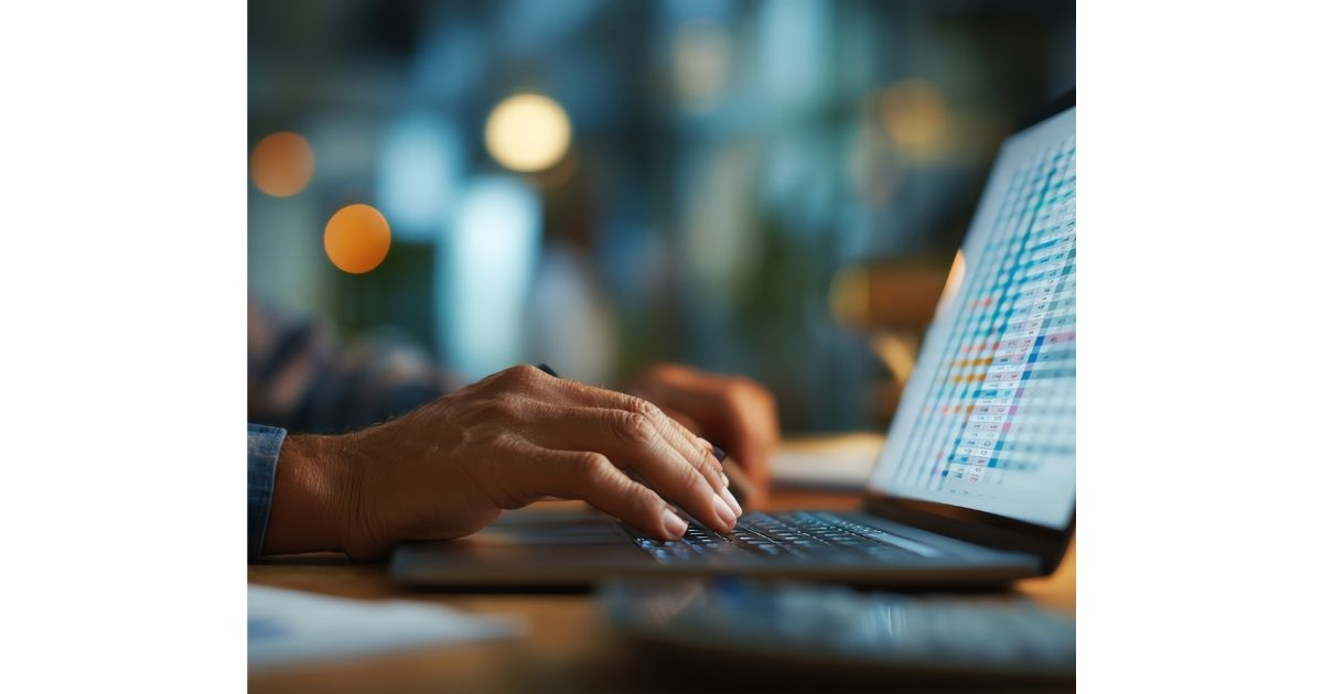 Outsourced Accounting vs. In-House Bookkeeper: What’s Actually Worth the Cost for Your Small Business?