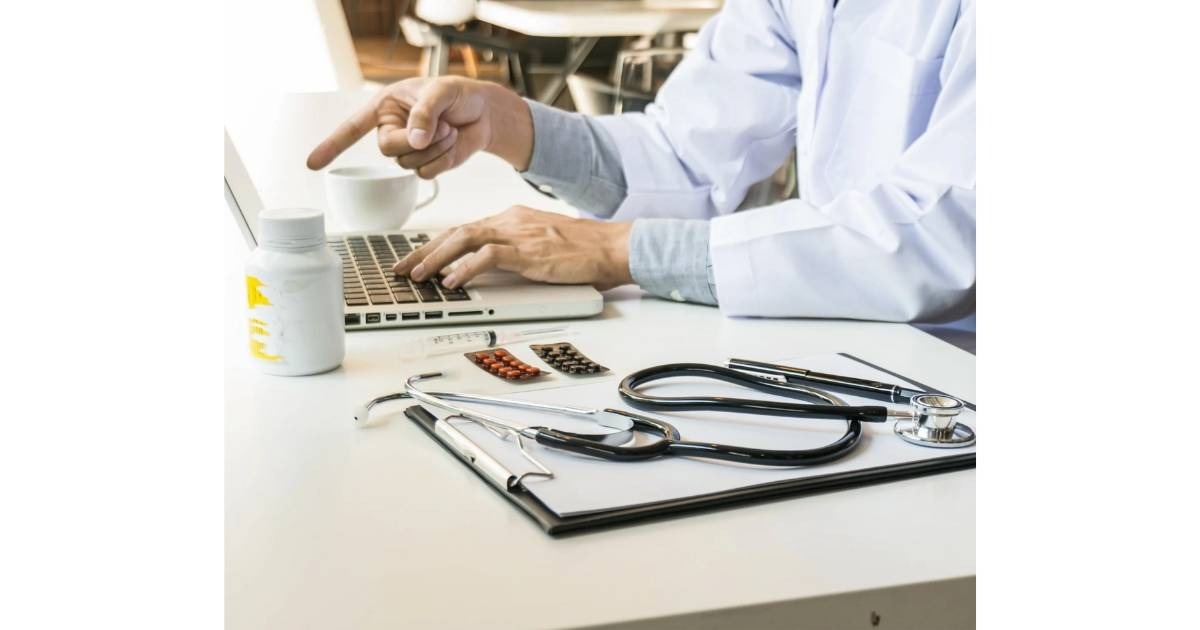 Holiday Coverage Can Quietly Drain Your Cash Flow: Year-End Staffing Planning for Healthcare Providers